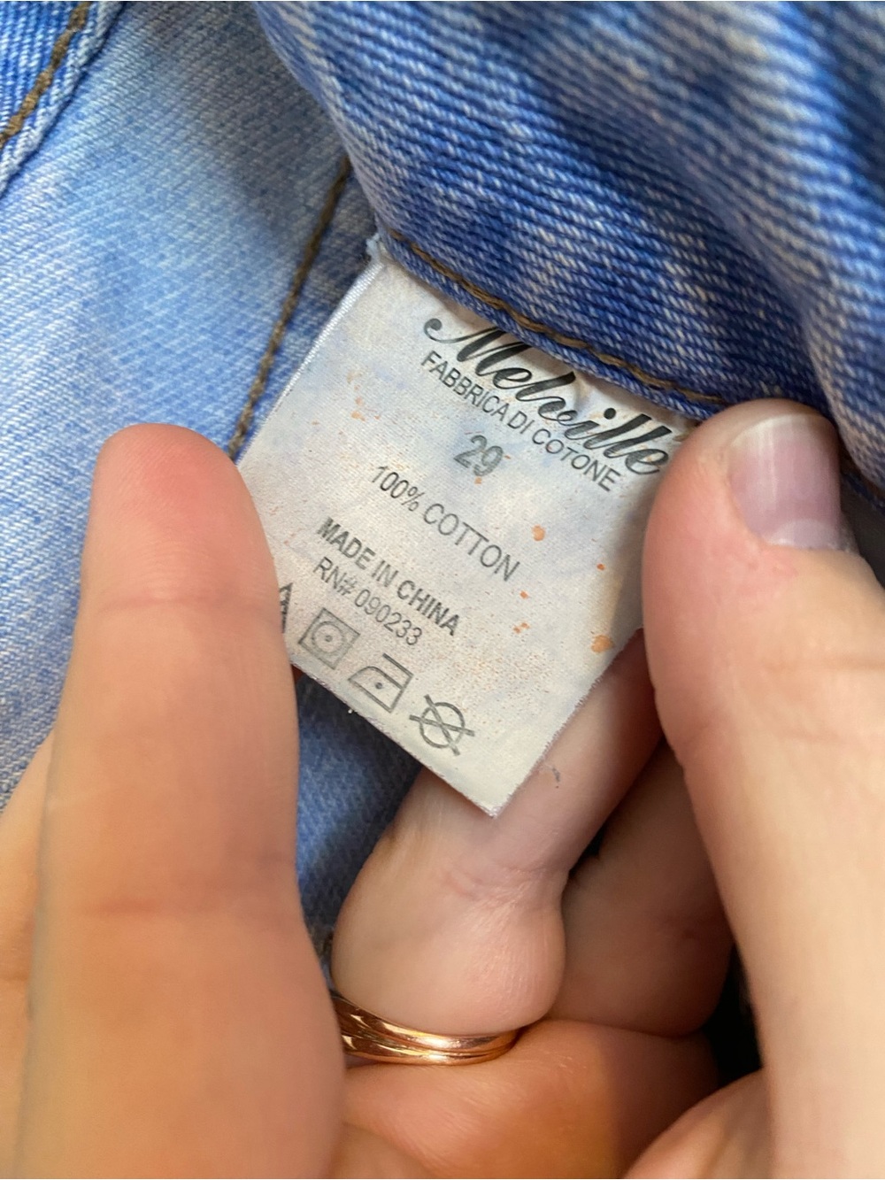 Brandy Melville Light Blue Washed Denim High-Rise Shorts - Picture 6 of 6